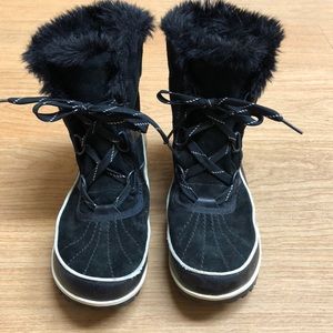 Black Sorel Boots